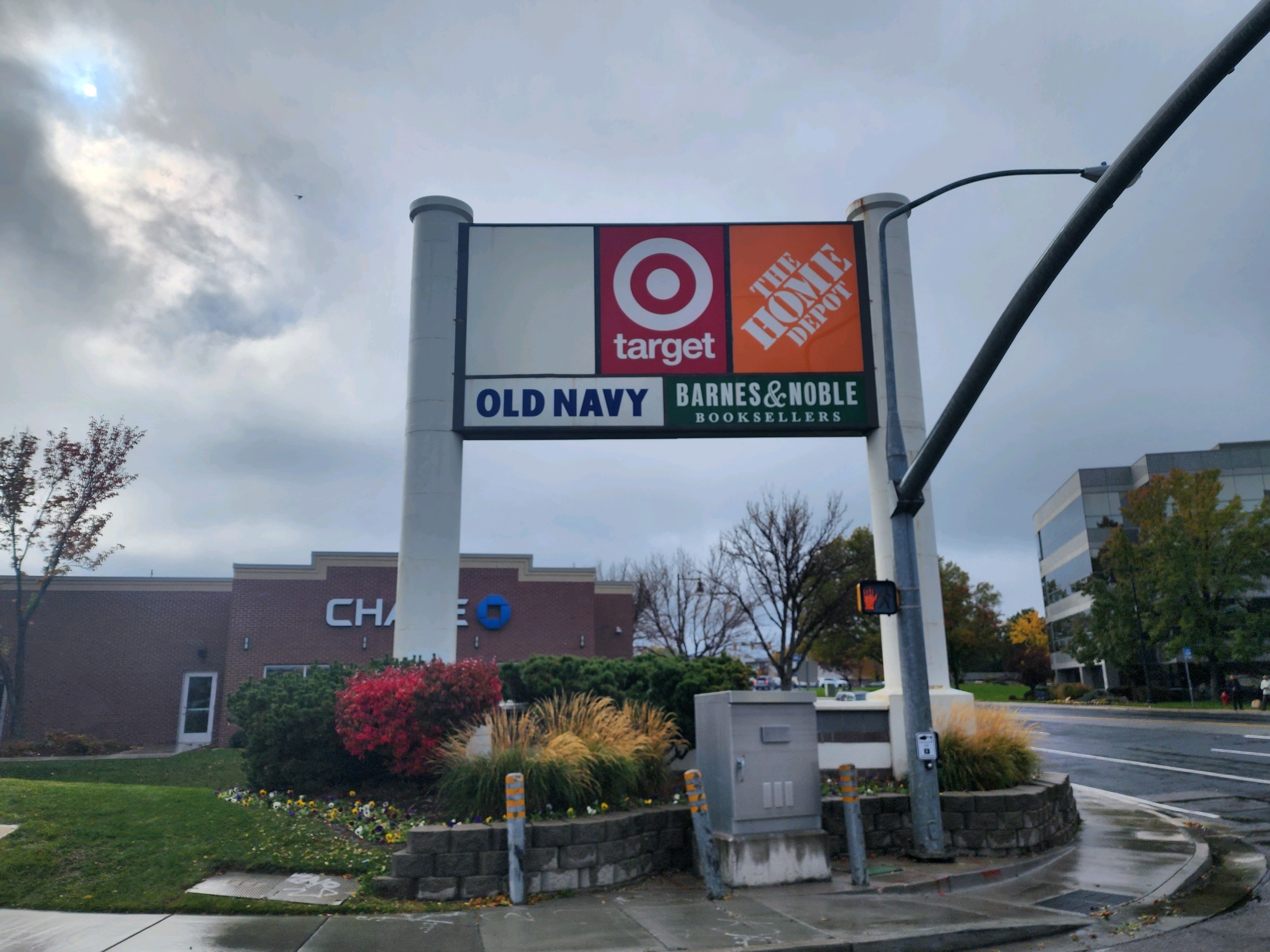 Pylon Signs